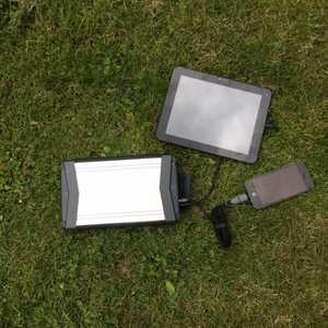 MSC 52Ah Super Power Bank Charging Phone & iPad MSC 52Ah Super Power Bank Laptop Charger